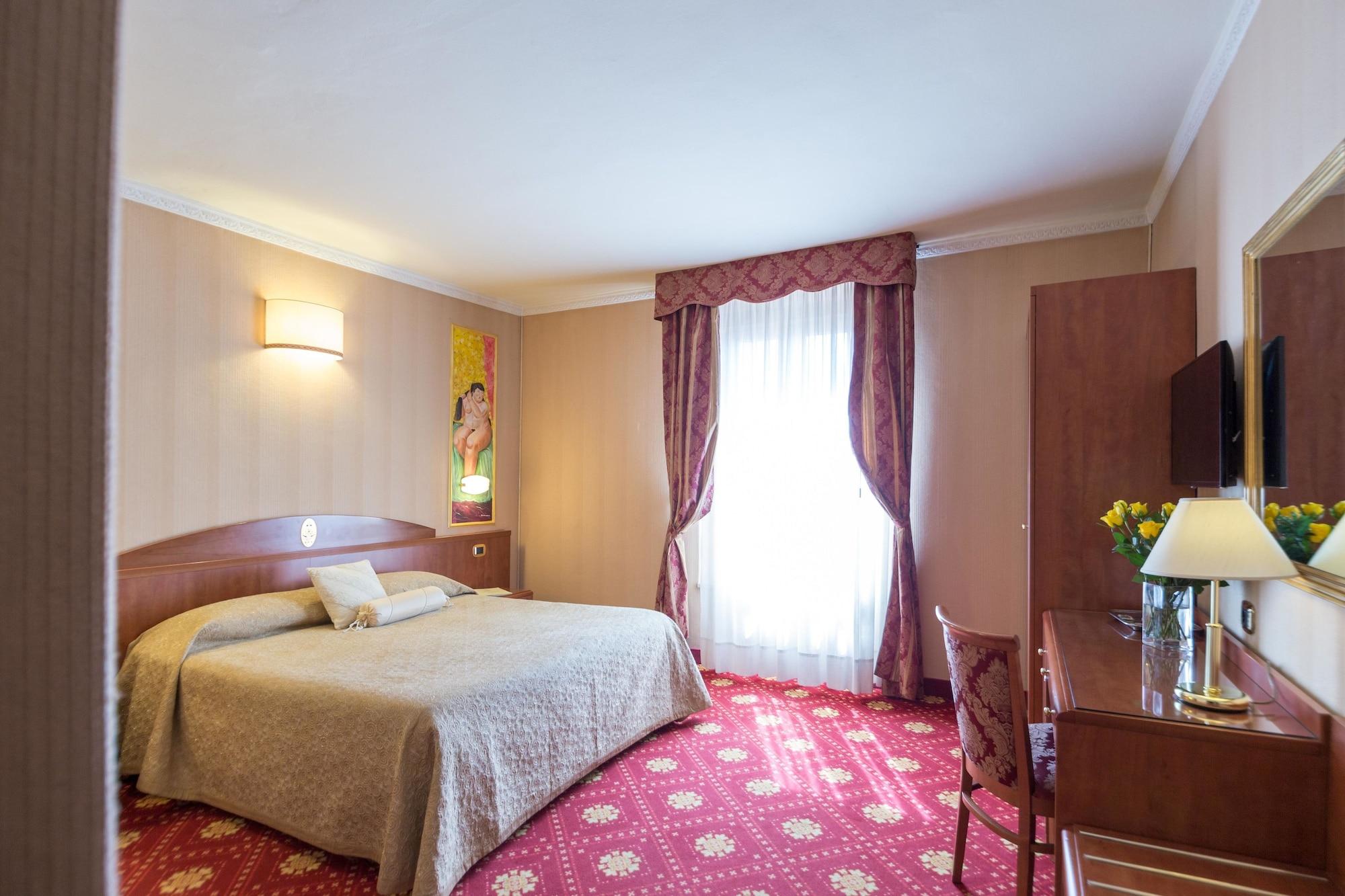 Boutique Hotel Puccini มอนเตกาตินี แตร์เม ภายนอก รูปภาพ