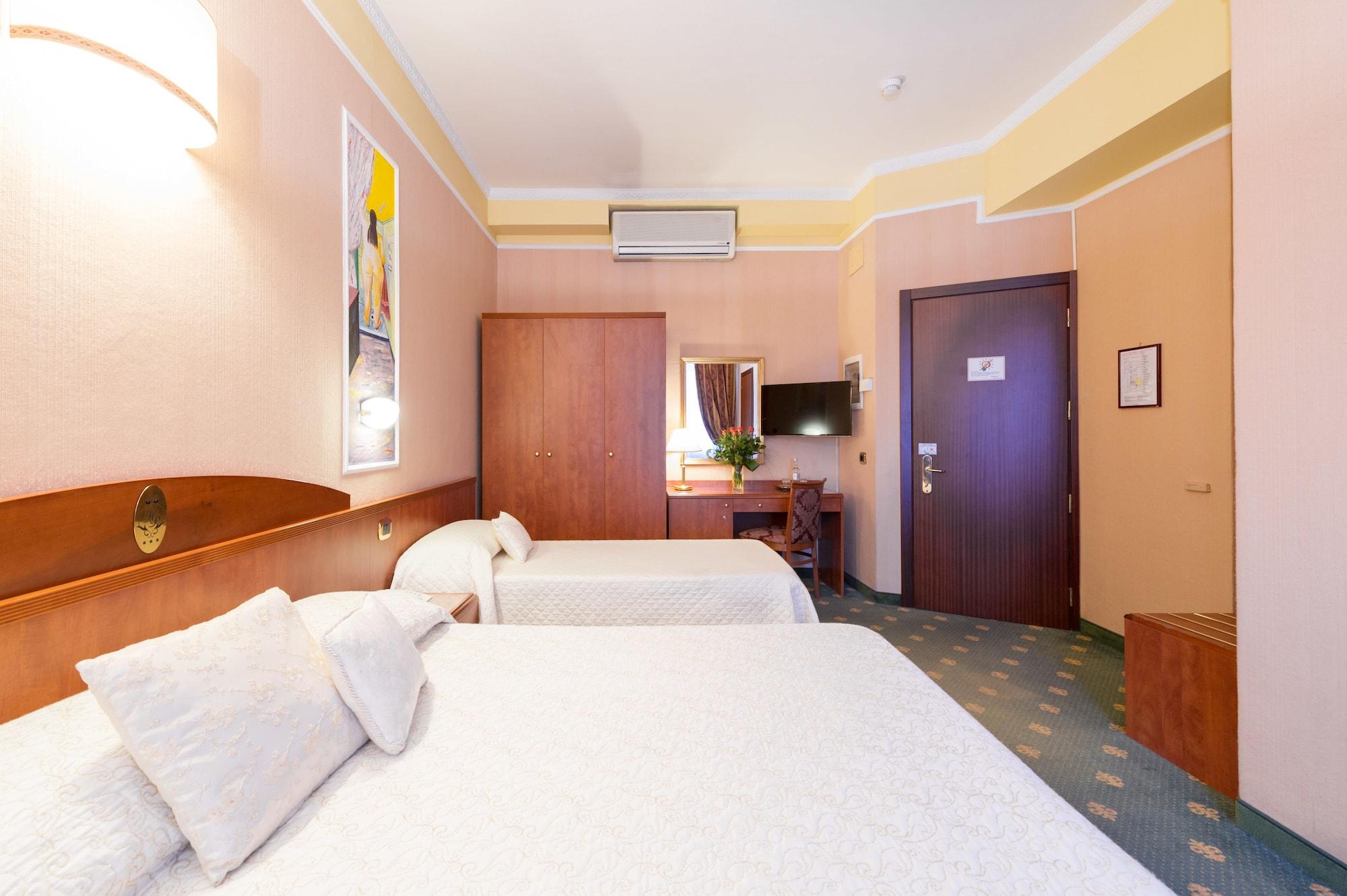 Boutique Hotel Puccini มอนเตกาตินี แตร์เม ภายนอก รูปภาพ