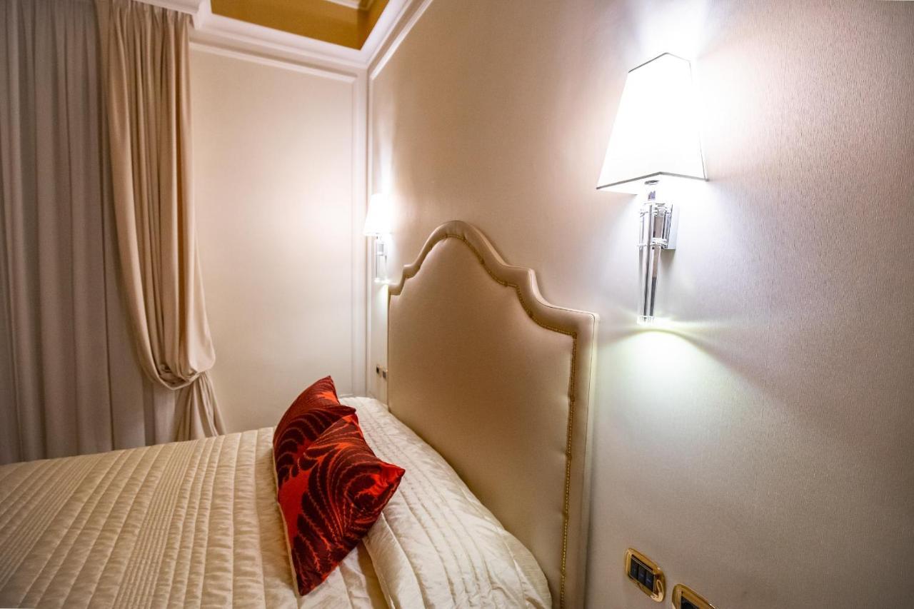 Boutique Hotel Puccini มอนเตกาตินี แตร์เม ภายนอก รูปภาพ