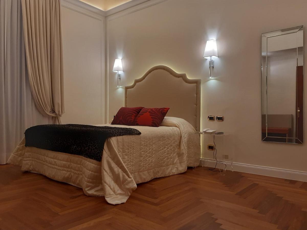 Boutique Hotel Puccini มอนเตกาตินี แตร์เม ภายนอก รูปภาพ
