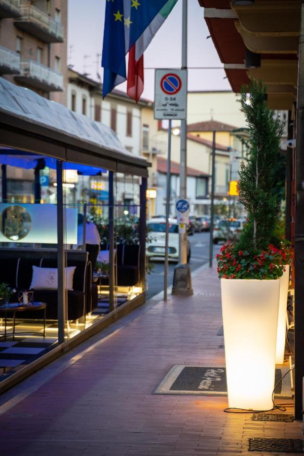 Boutique Hotel Puccini มอนเตกาตินี แตร์เม ภายนอก รูปภาพ
